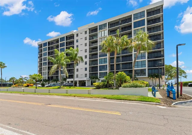 Photo 3 of Sale Pending at 7100 Sunshine Skyway Ln S #703, Saint Petersburg, FL 33711 | MLS# TB8520472 | Listing updated on 2026-10-11