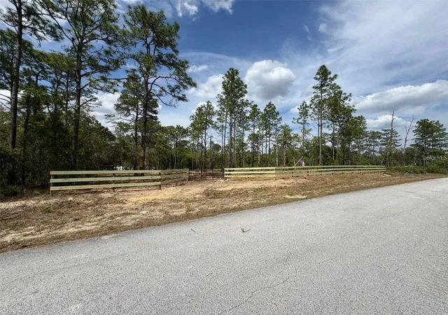 Homes for sale in Dunnellon, FL | Sw Edgewater Blvd, Dunnellon, FL 34431 | MLS# G5113955