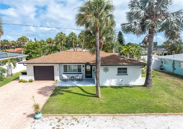 Homes for sale in St Pete Beach, FL | 430 88th Ave, St Pete Beach, FL 33706 | MLS# TB8520480