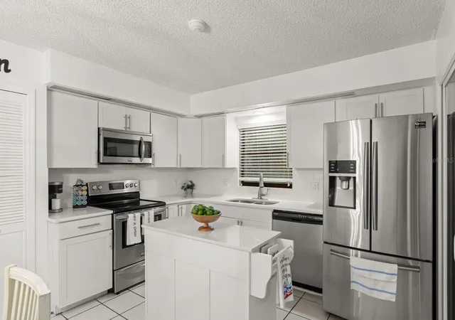 Homes for sale in Deltona, FL | 1943 Dupont Ct, Deltona, FL 32725 | MLS# O6417897