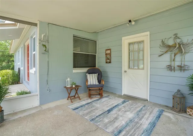 Homes for sale in Fruitland Park, FL | 709 Cindy Ave, Fruitland Park, FL 34731 | MLS# G5113956