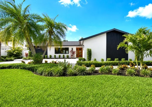 Single family home for sale at 906 Samy Dr, TAMPA, FL 33613 | MLS# TB8520492