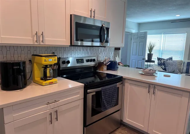 Photo 1 of Single family home for sale at 1137 Highland St S, St Petersburg, FL 33701 | MLS# TB8520497 | Listing updated on 2026-10-29
