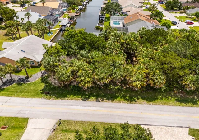 3rd image of 34 Cochise Ct, Palm Coast, FL 32137 | MLS# FC319350