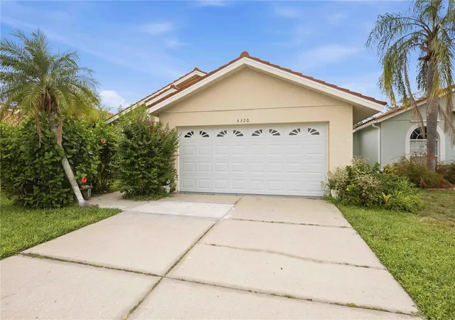 Photo 2 of Single family home for sale at 4320 Marcott Cir, Sarasota, FL 34233 | MLS# A4697434 | Listing updated on 2026-09-05