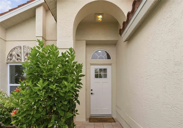 Photo 4 of Single family home for sale at 4320 Marcott Cir, Sarasota, FL 34233 | MLS# A4697434 | Listing updated on 2026-09-05