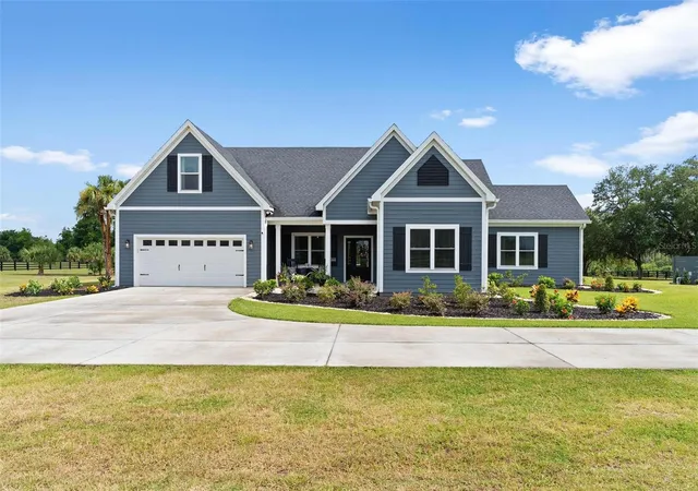 Photo 2 of Single family home for sale at 5509 Nantahala Ln, Lady Lake, FL 32159 | MLS# G5113958 | Listing updated on 2026-10-06