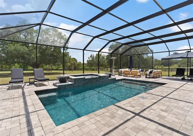Photo 4 of Single family home for sale at 5509 Nantahala Ln, Lady Lake, FL 32159 | MLS# G5113958 | Listing updated on 2026-10-06
