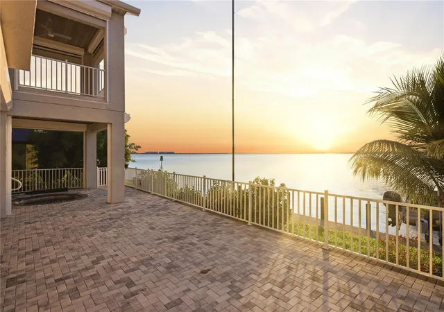 Photo 2 of Single family home for sale at 2139 Palm Tree Dr, Punta Gorda, FL 33950 | MLS# C7527490 | Listing updated on 2026-09-03
