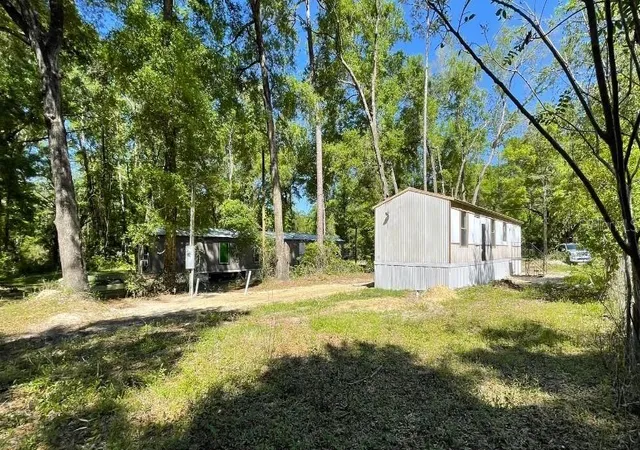 Homes for sale in Bell, FL | 7809 Sw 12th Pl, Bell, FL 32619 | MLS# GC541296
