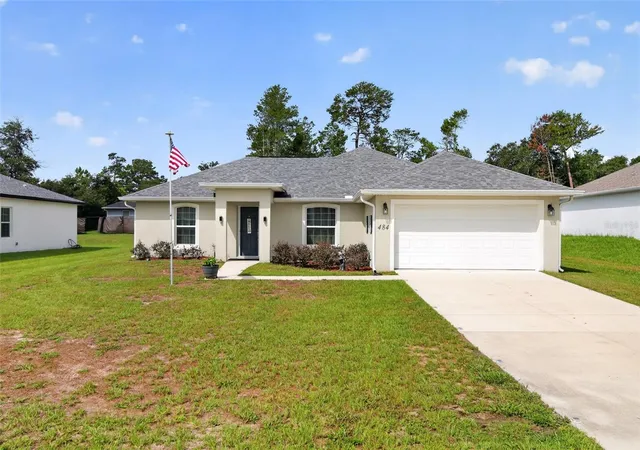 Photo 2 of Single family home for sale at 484 Marion Oaks Ln, Ocala, FL 34473 | MLS# O6417916 | Listing updated on 2026-07-21