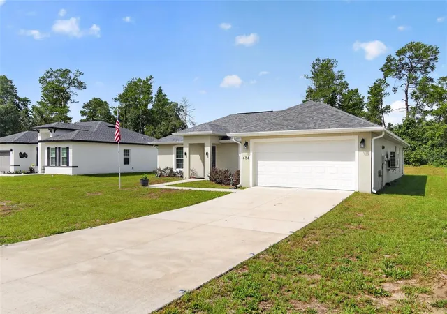 Photo 3 of Single family home for sale at 484 Marion Oaks Ln, Ocala, FL 34473 | MLS# O6417916 | Listing updated on 2026-07-21