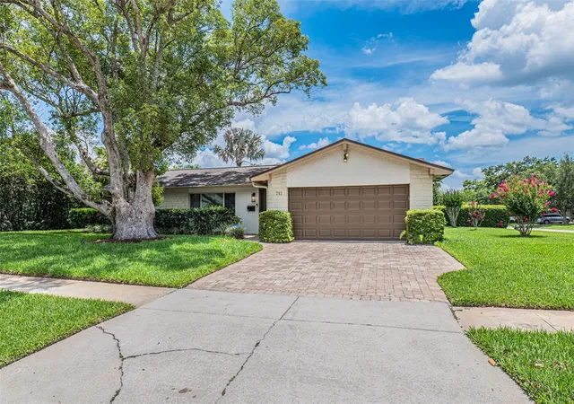 Photo 1 of Single family home for sale at 741 Brookside Rd, Maitland, FL 32751 | MLS# S5152100 | Listing updated on 2026-09-22
