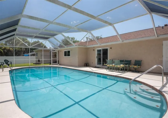 5th image of 33 Sandcastle Dr, Ormond Beach, FL 32176 | MLS# V4949718