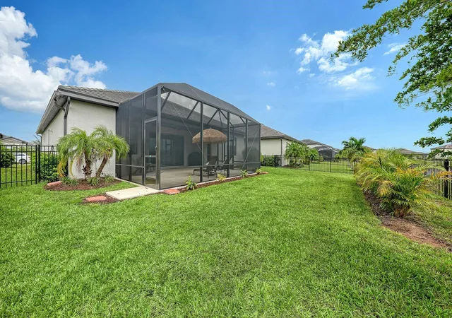 Photo 3 of Single family home for sale at 4971 Oyster Pearl St, Bradenton, FL 34211 | MLS# A4697438 | Listing updated on 2026-09-19