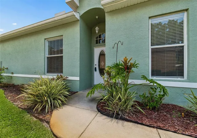 Photo 3 of House for sale at 12200 Putter Green Ct, New Port Richey, FL 34654 | MLS# W7886841 | Listing updated on 2026-10-17