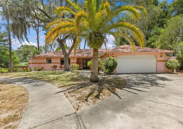 2nd image of 505 Village Oak Dr, Tarpon Springs, FL 34689 | MLS# TB8520520