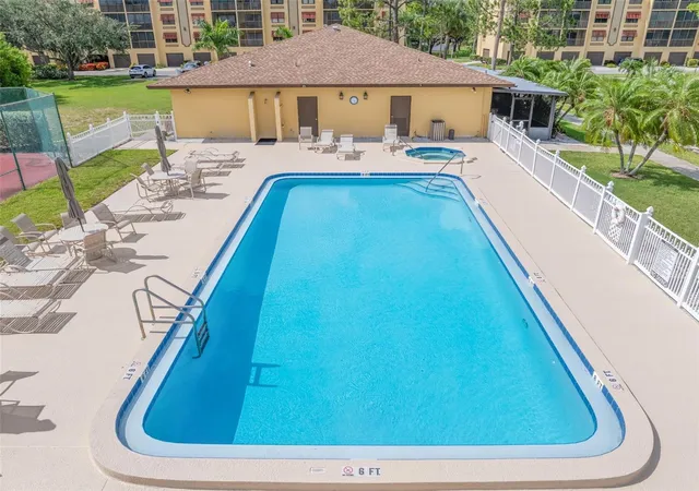5th image of 5817 Park St N, St. Petersburg, FL 33709