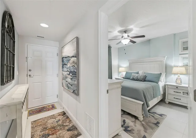Listing Photo 4 - Condo for sale in building located at 3721 S Atlantic Ave, Daytona Beach Shores, FL 32118 - Unit #1004