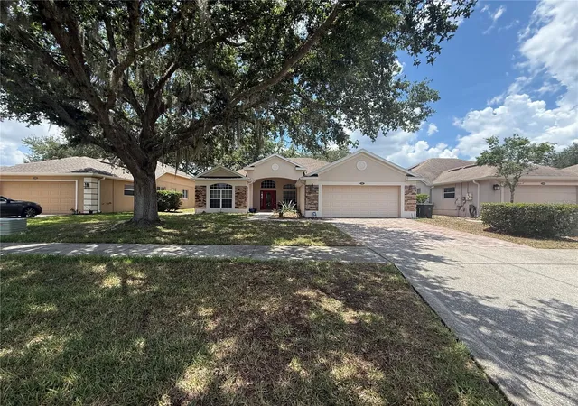 Photo 3 of Single family home for sale at 1287 Legendary Blvd, Clermont, FL 34711 | MLS# O6417927 | Listing updated on 2026-08-11