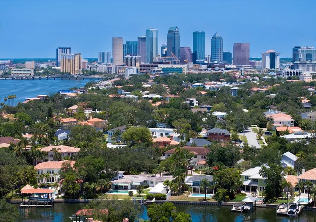 Photo 3 of Land for sale at 508 E Davis Blvd, Tampa, FL 33606 | MLS# TB8520527 | Listing updated on 2026-10-08