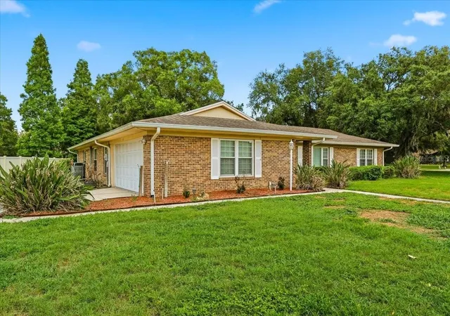 Homes for sale in Mulberry, FL | 137 Wood Hall Dr, Mulberry, FL 33860 | MLS# O6417951