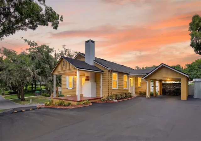 1st image of 102 N Clayton St, Mount Dora, FL 32757 | MLS# G5113969