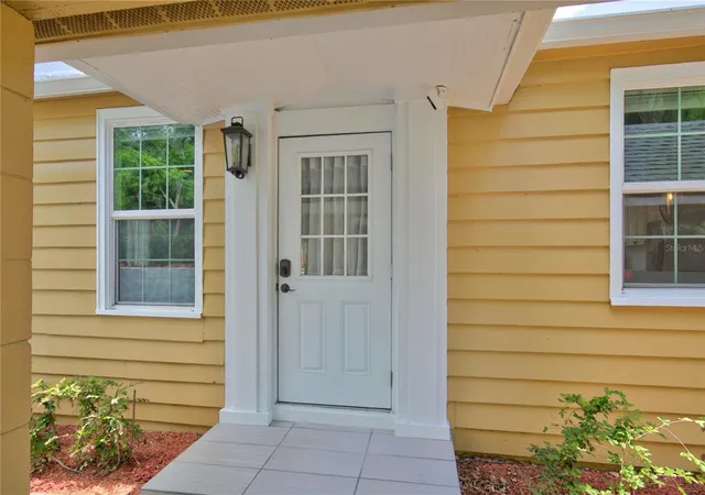 5th image of 102 N Clayton St, Mount Dora, FL 32757 | MLS# G5113969