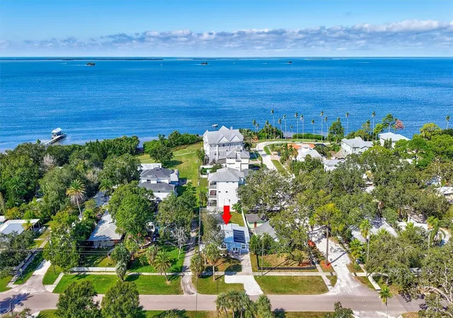 4th image of 302 S Mayo St, Crystal Beach, FL 34681 | MLS# TB8520558