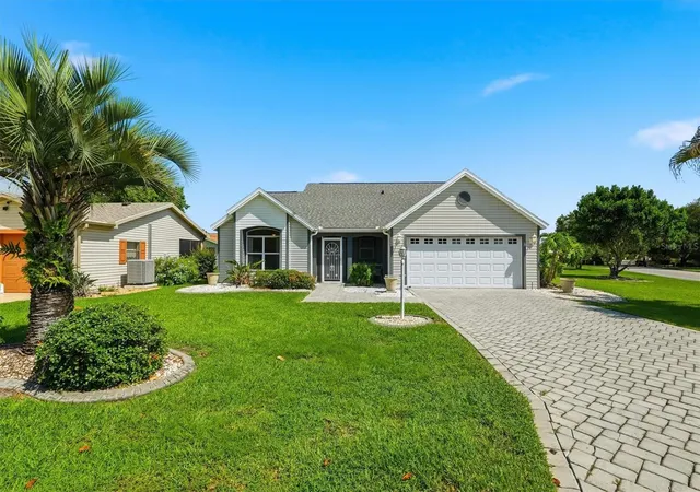1st image of 1260 Granada Ct, Lady Lake, FL 32159 | MLS# G5113972