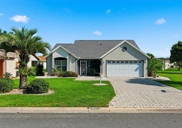 2nd image of 1260 Granada Ct, Lady Lake, FL 32159 | MLS# G5113972