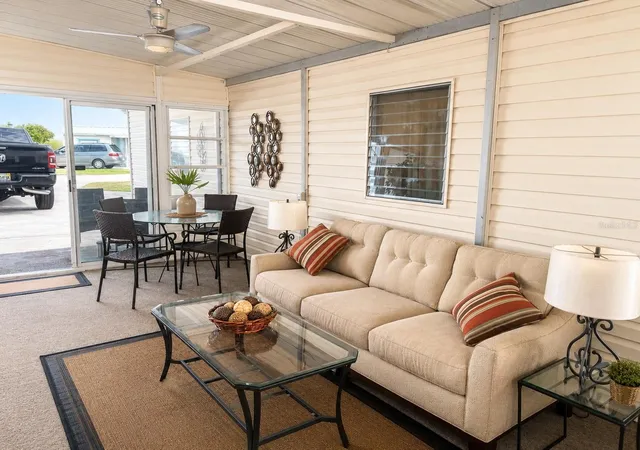 4th image of 1912 Indiana Ave, Bradenton, FL 34207 | MLS# A4697448