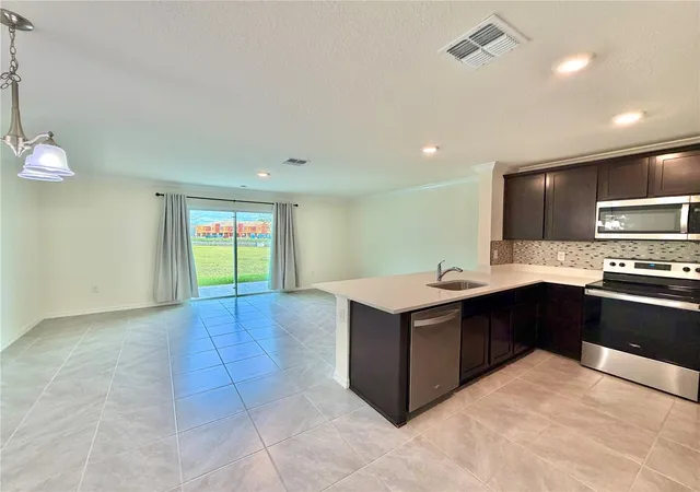 5th image of 8229 Sw 67Th Ave, Ocala, FL 34476 | MLS# GC541301