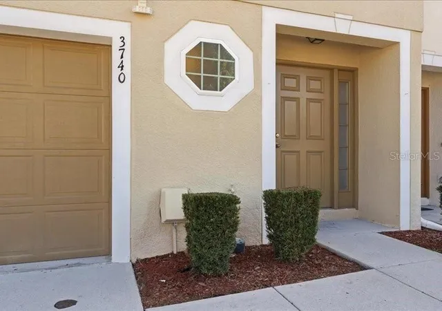 Photo 4 of Townhouse for sale at 3740 Woodbury Hl Loop, Lakeland, FL 33810 | MLS# L4962868 | Listing updated on 2026-08-29