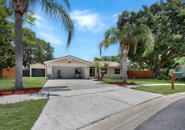 Homes for sale in Winter Springs, FL | 203 Sweetgum, Winter Springs, FL 32708 | MLS# O6417974