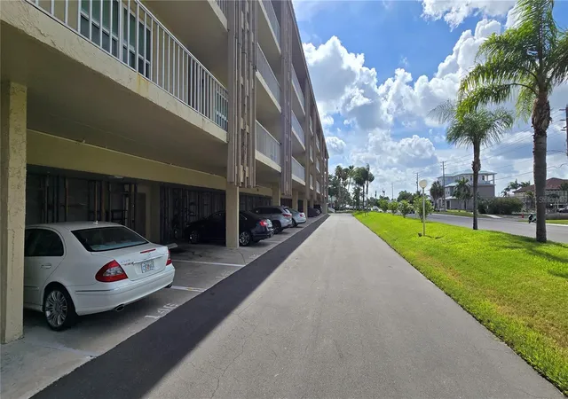 3rd image of 105 Is Way #112, Clearwater Beach, FL 33767 | MLS# TB8520598
