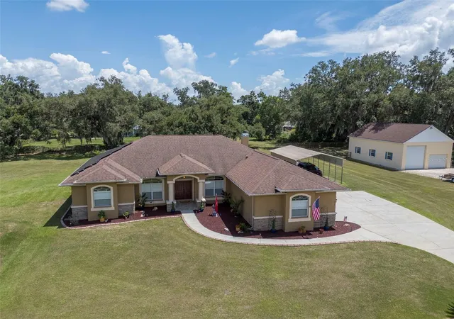 Photo 2 of Single family home for sale at 3823 Ancient Oak Trl, Plant City, FL 33565 | MLS# TB8520601 | Listing updated on 2026-09-07