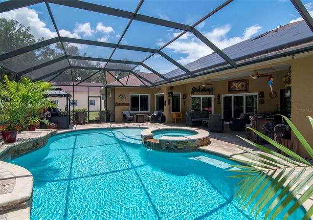 Photo 3 of Single family home for sale at 3823 Ancient Oak Trl, Plant City, FL 33565 | MLS# TB8520601 | Listing updated on 2026-09-07