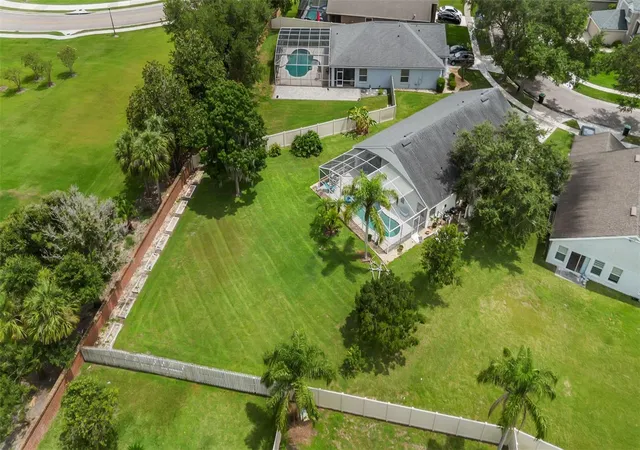 Photo 2 of Single family home for sale at 4919 Jetton Dr, Orlando, FL 32837 | MLS# O6417983 | Listing updated on 2026-10-06