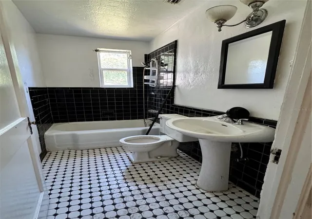 Photo 3 of Single family home for sale at 3230 NW 11th Street, Gainesville, FL 32609 | MLS# GC541305 | Listing updated on 2026-09-01
