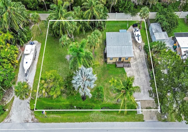 1st image of 1931 Danford St, Naples, FL 34112 | MLS# A4697457
