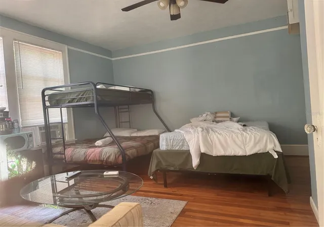 25th image of 907 Nw 11th Ave, Gainesville, FL 32601 | MLS# GC541306