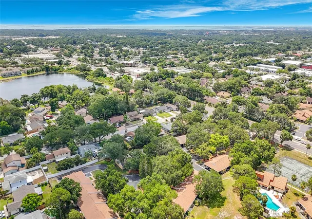 Listing Photo 5 - Condo for sale in building located at 1935 Peppermill Dr, CLEARWATER, FL 33763 - Unit #C