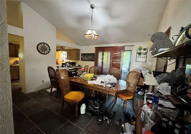 4th image of 713 Nw 95Th Ter, Gainesville, FL 32607 | MLS# GC541308