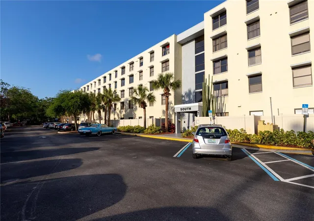 1st image of 701 S Madison Ave, Clearwater, FL 33756