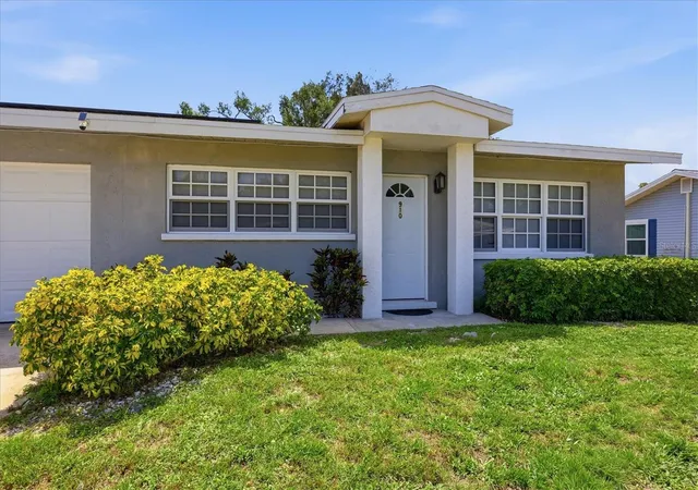 Homes for sale in Palmetto, FL | 910 16Th Ave W, Palmetto, FL 34221 | MLS# A4697464