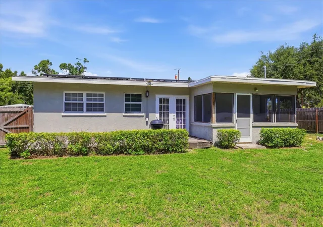 Homes for sale in Palmetto, FL | 910 16Th Ave W, Palmetto, FL 34221 | MLS# A4697464
