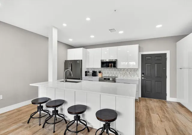3rd image of 5000 Culbreath Key Wy, Tampa, FL 33611