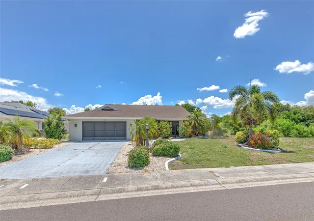 1st image of 1812 New Bedford Dr, Sun City Center, FL 33573 | MLS# TB8520649