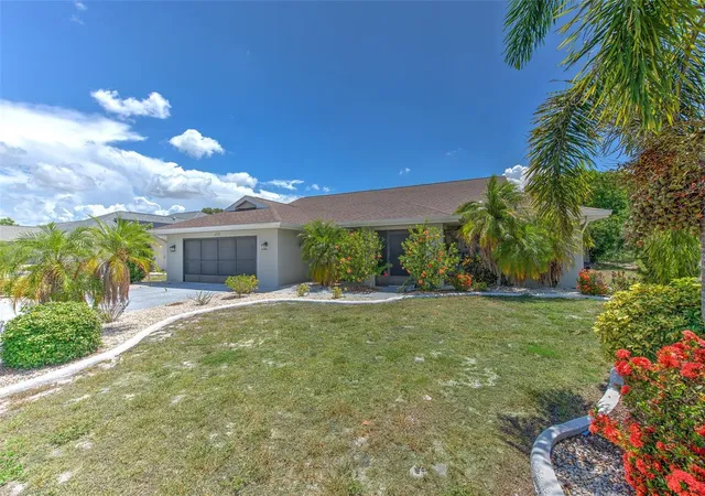 2nd image of 1812 New Bedford Dr, Sun City Center, FL 33573 | MLS# TB8520649